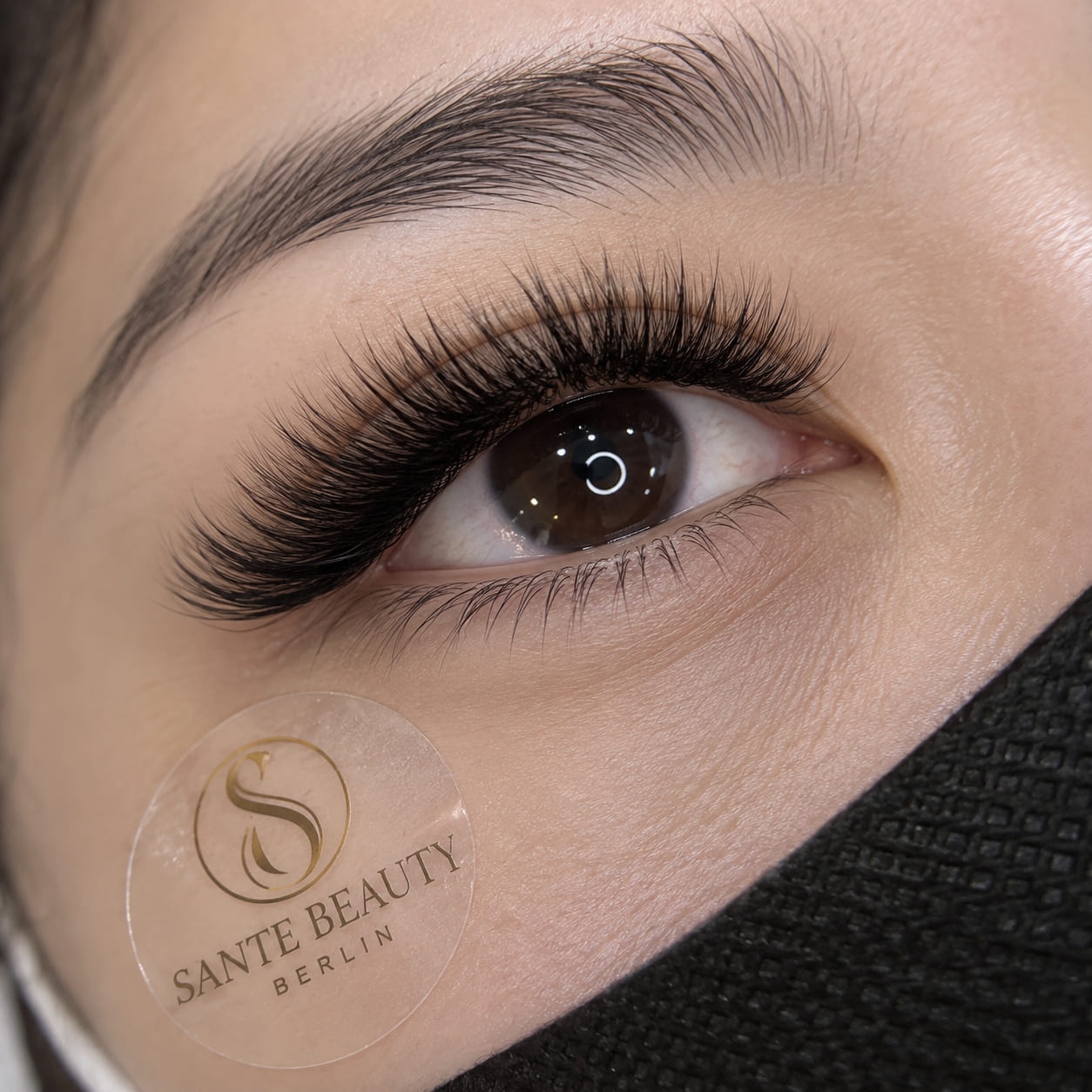 Mega Volume Lashes bei SANTE Beauty